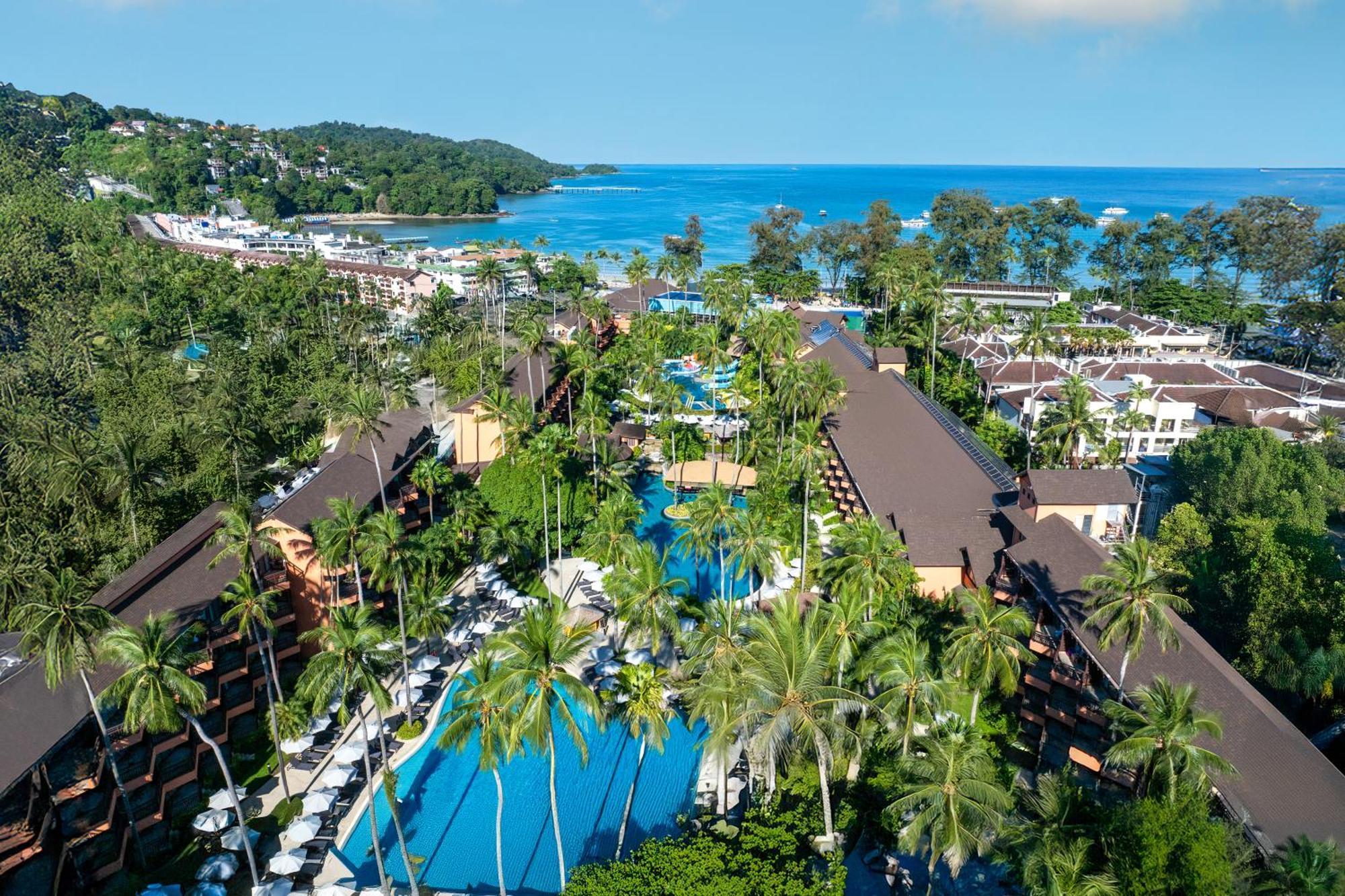 Courtyard By Marriott Phuket, Patong Beach Resort Exterior photo