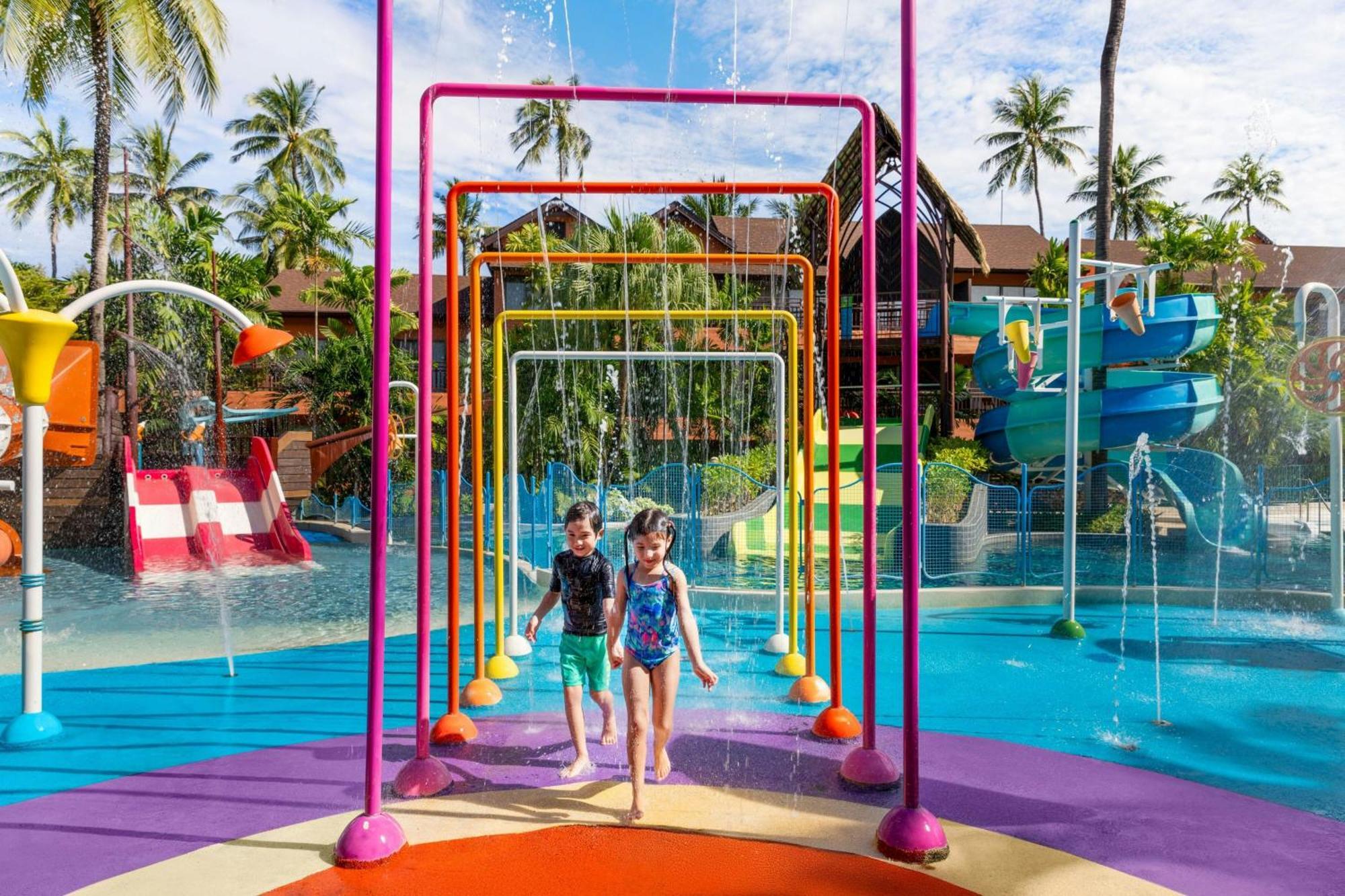 Courtyard By Marriott Phuket, Patong Beach Resort Exterior photo